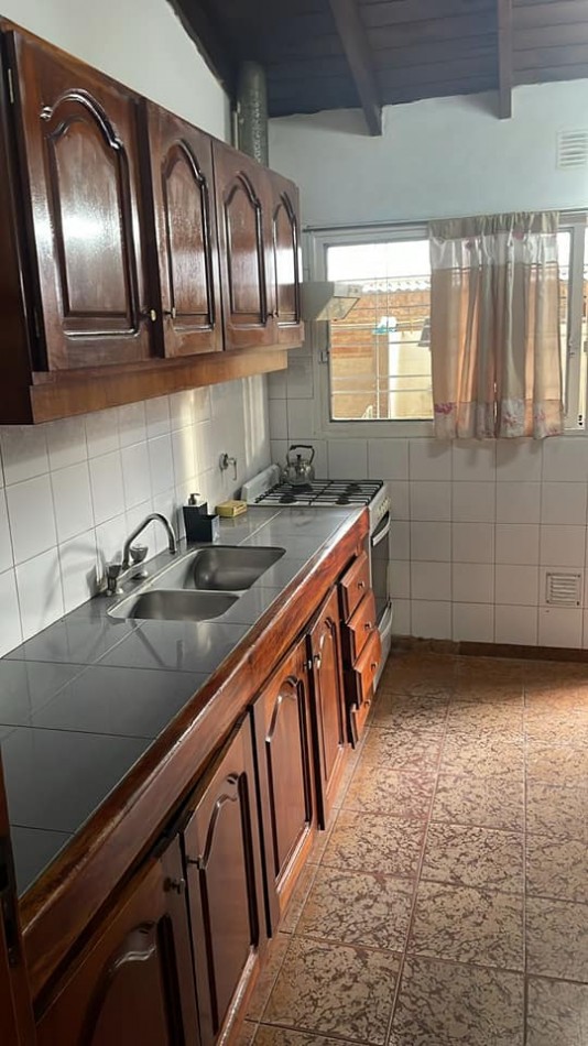 CASA EN OSTENDE ALQUILER TEMPORAL 