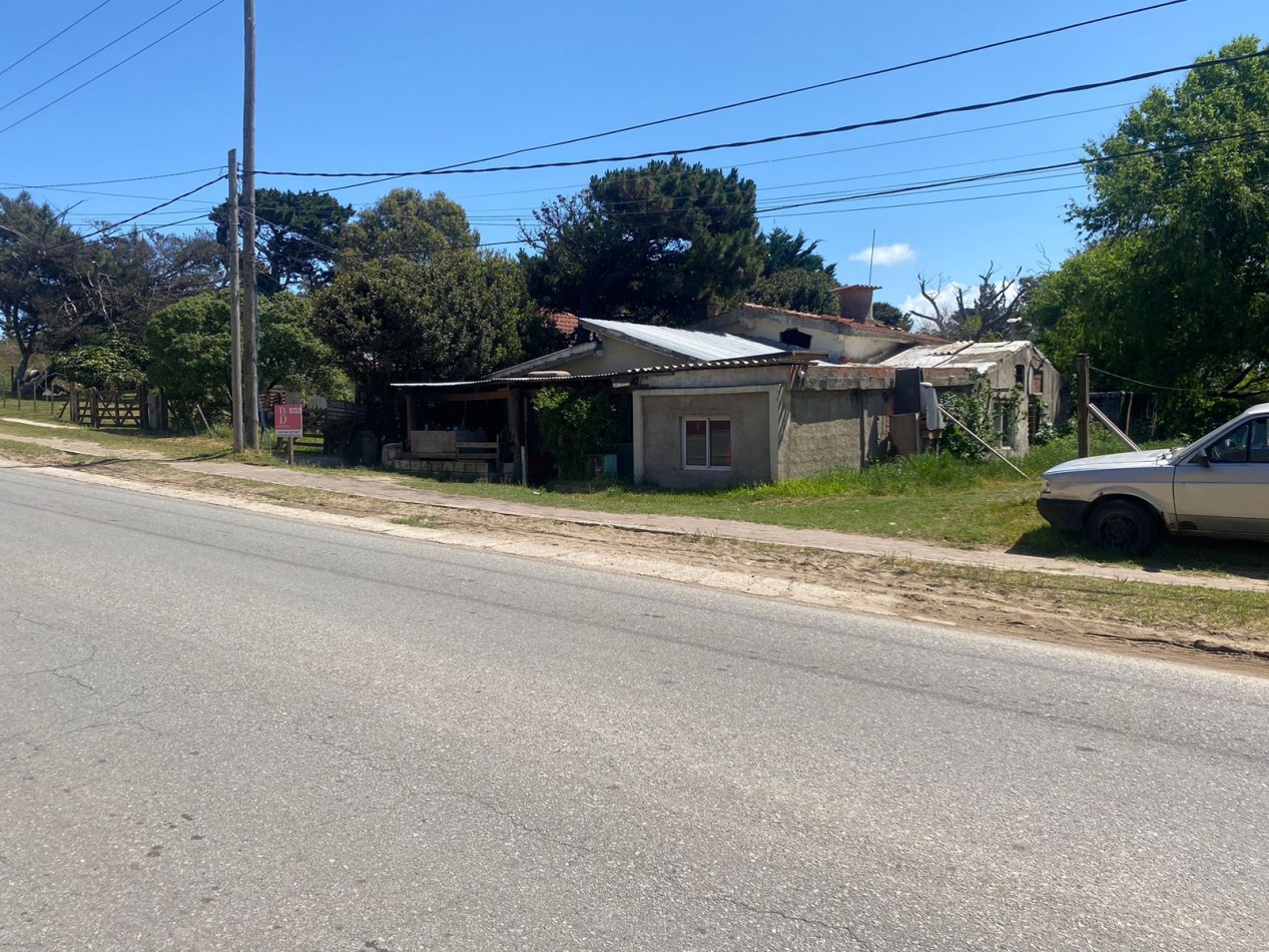 Venta lote multifamiliar  a Dos cuadras del Mar !!