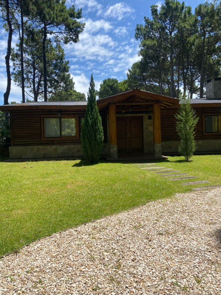 Casa en alquiler Pinamar Barrio Nayades 