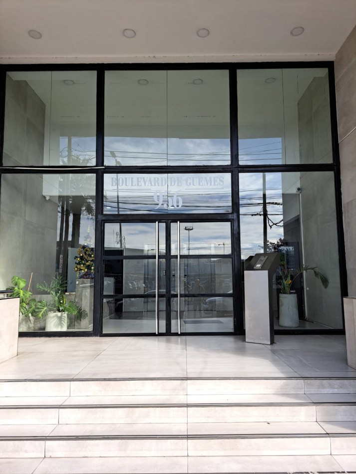 VENTA  DE DEPARTAMENTO SOBRE CALLE GUEMES - FRENTE AL ALTO AVELLANEDA