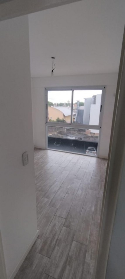 VENTA  DE DEPARTAMENTO SOBRE CALLE GUEMES - FRENTE AL ALTO AVELLANEDA