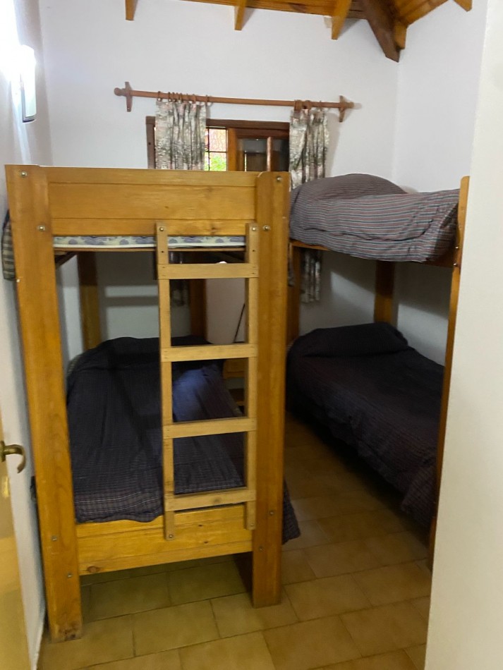 VENTA DE CASA EN VALERIA DEL MAR 