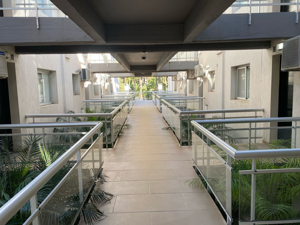 Venta de departamento en complejo Amarras ,Pinamar  oportunidad !