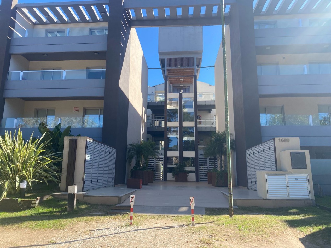 Venta de departamento en complejo Amarras ,Pinamar  oportunidad !
