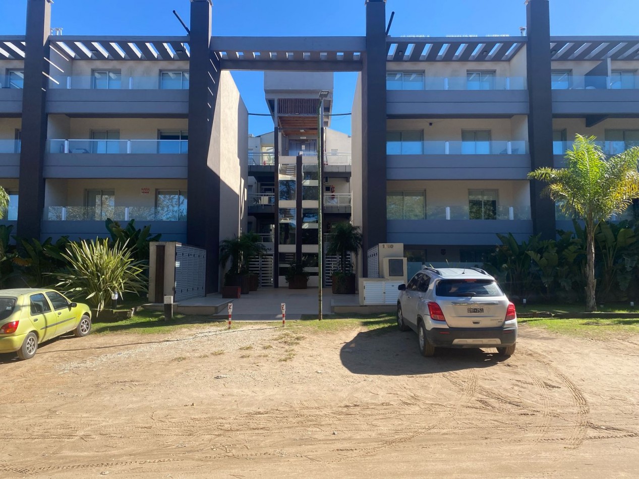 Venta de departamento en complejo Amarras ,Pinamar  oportunidad !