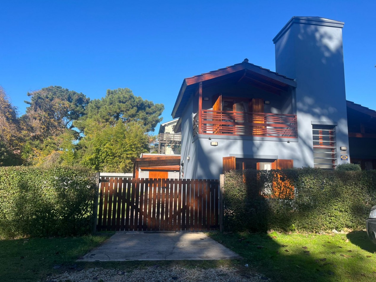  Casa en venta Valeria del mar sobre  dos lotes multifamiliares 