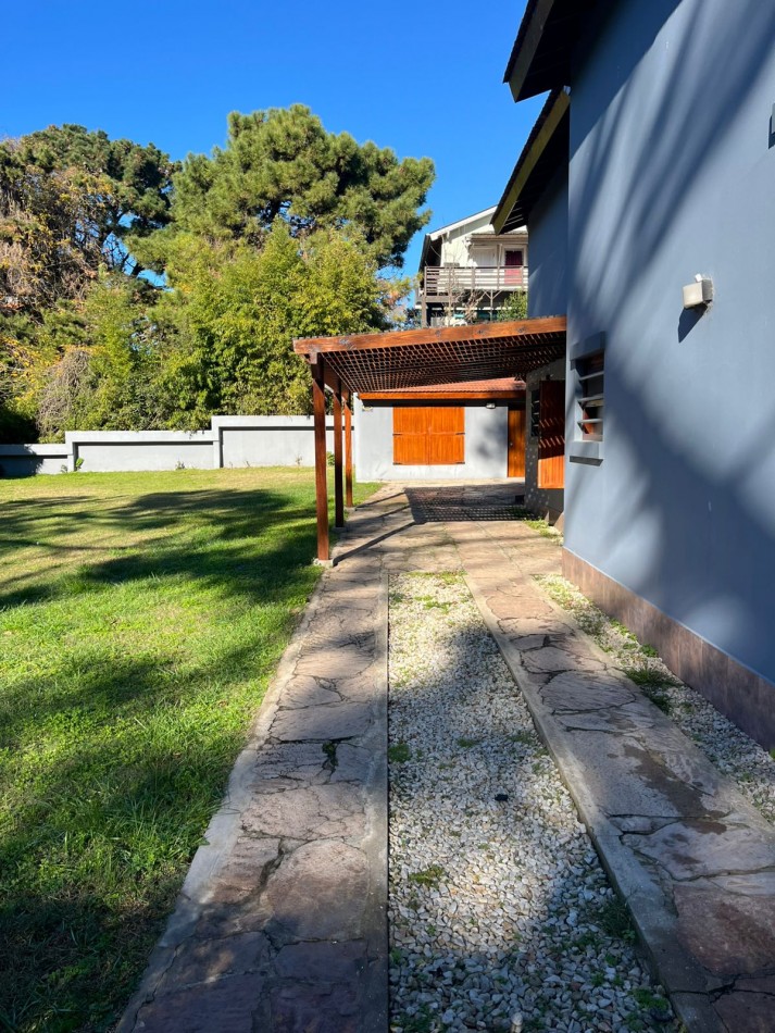  Casa en venta Valeria del mar sobre  dos lotes multifamiliares 