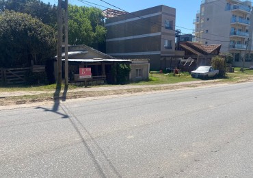 Venta lote multifamiliar  a Dos cuadras del Mar !!