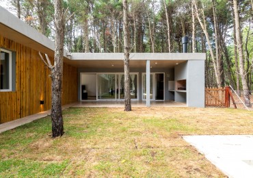 CASA EN VENTA VILLA ROBLES