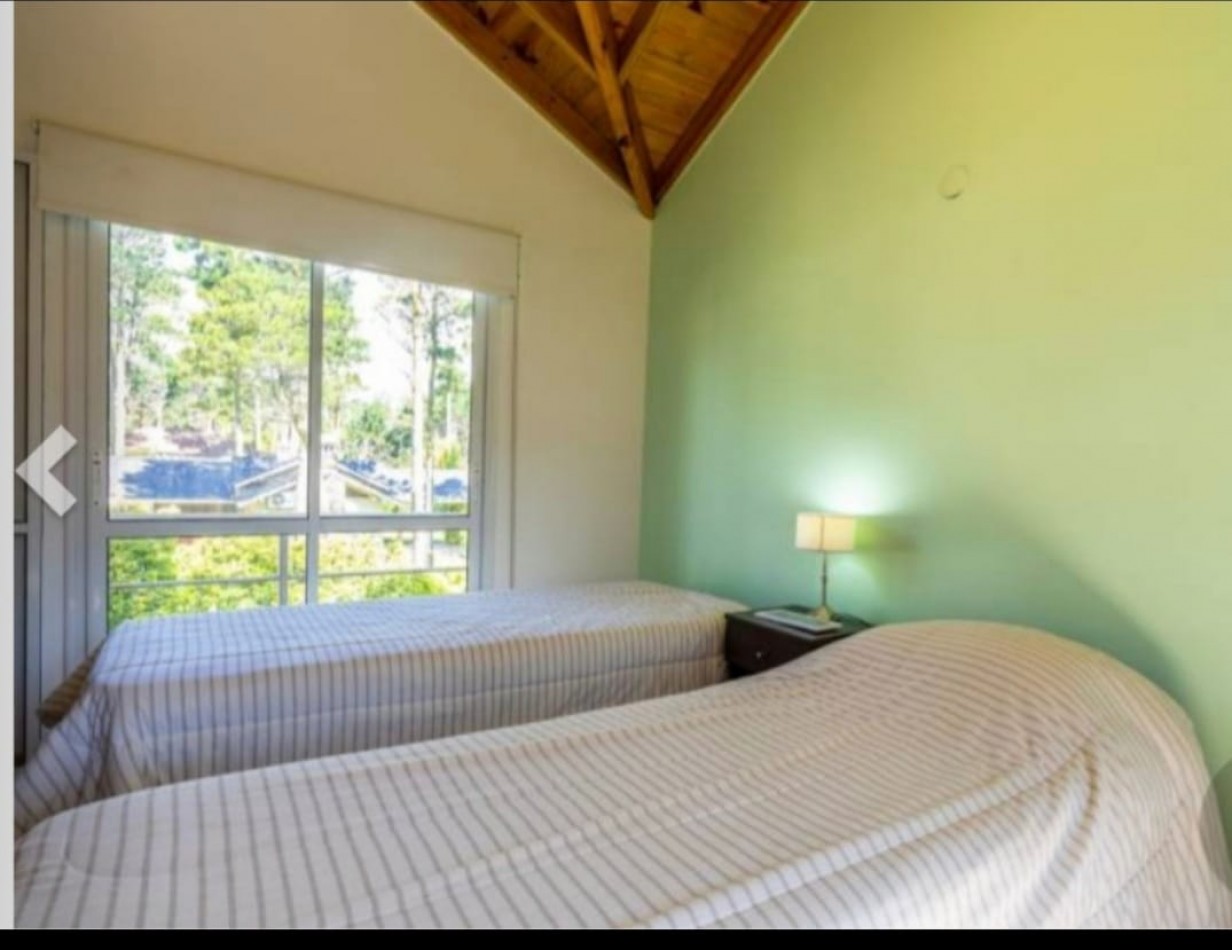 alquilo casa en  Pinamar zona Alamos  goleta hercules 1075